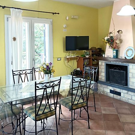 Villa Melany Casa Vacanza Piedimonte Etneo Εξωτερικό φωτογραφία