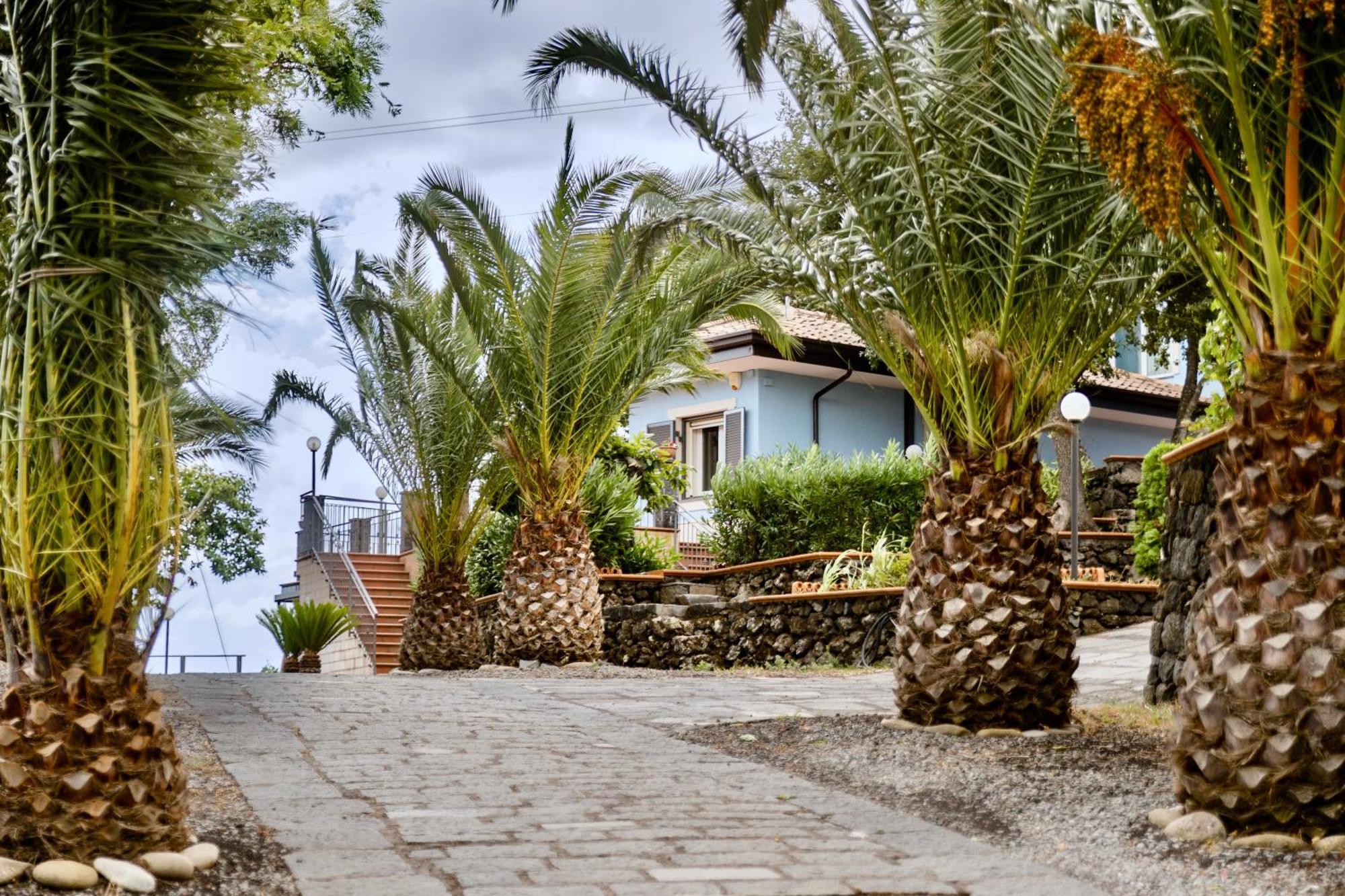 Villa Melany Casa Vacanza Piedimonte Etneo Εξωτερικό φωτογραφία