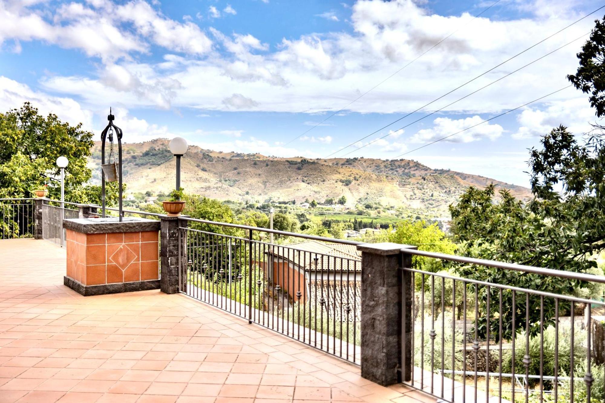 Villa Melany Casa Vacanza Piedimonte Etneo Εξωτερικό φωτογραφία